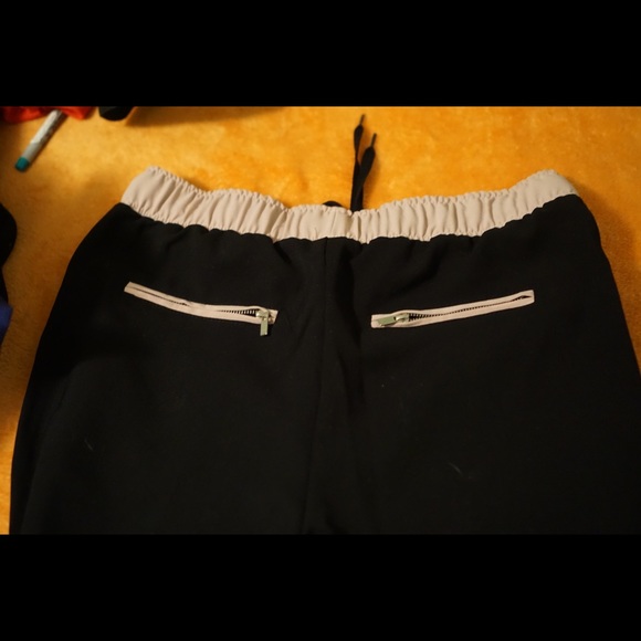 Forever 21 black and blush pink joggers - Picture 4 of 5